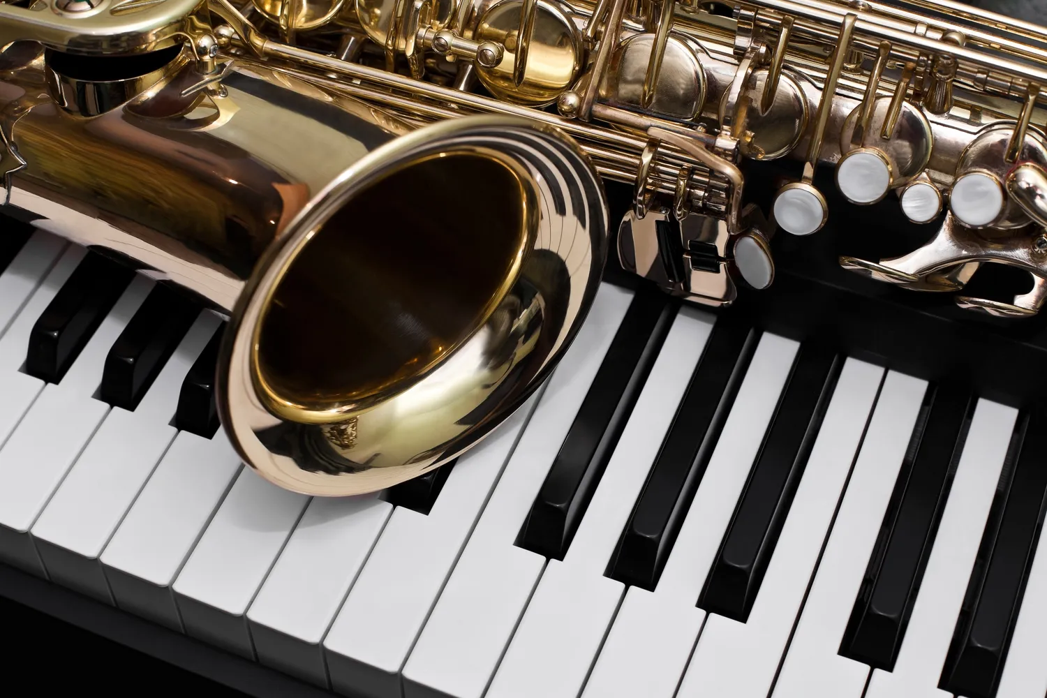 Ile kosztuje saksofon na początek?